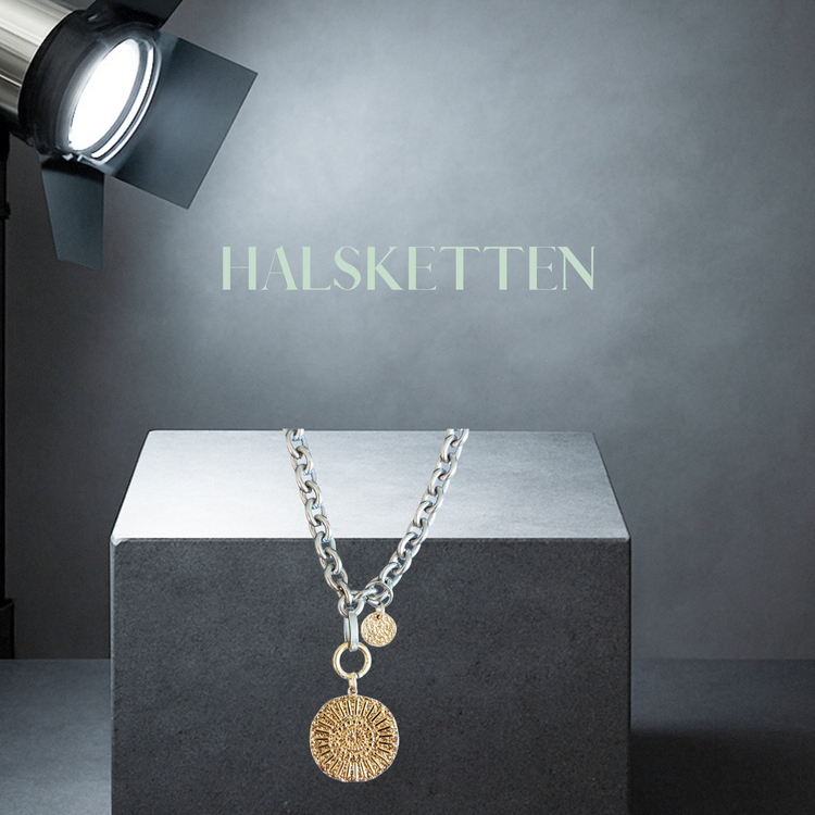 Moderne Halsketten für Damen, von auffälligen Statementketten aus Edelstahl bis zu feinen Silberketten. Handgefertigt in Wattens,Österreich. Schmuck von Hug the Lioness.